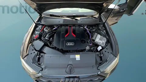 Car image 21