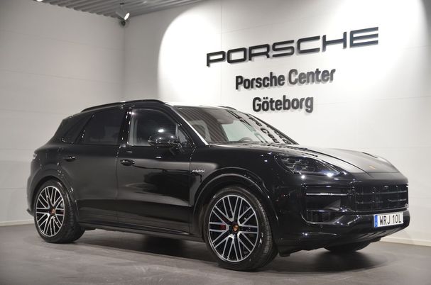 Porsche Cayenne S E-Hybrid 382 kW image number 2