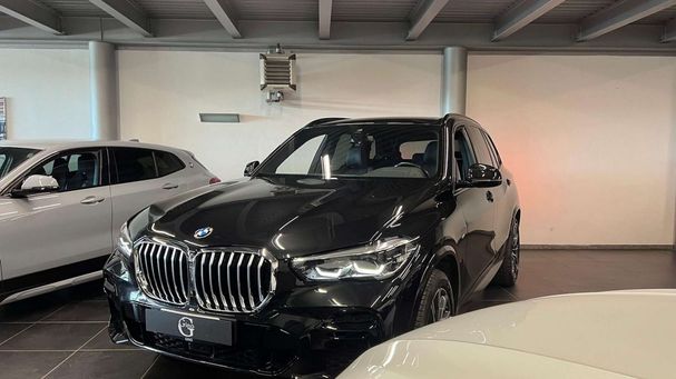 BMW X5 xDrive30d 210 kW image number 1