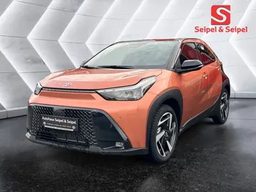 Car image 1