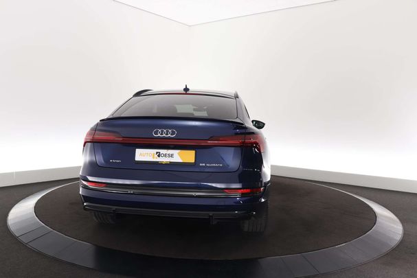 Audi e-tron 55 quattro Sportback 300 kW image number 9