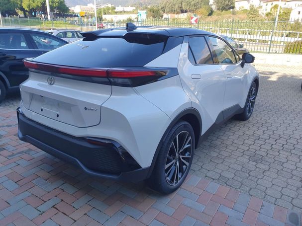 Toyota C-HR 1.8 Hybrid 90 kW image number 3