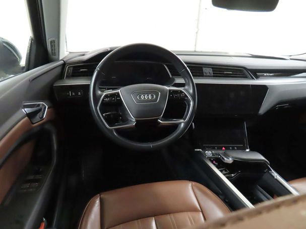 Audi e-tron 50 quattro 230 kW image number 3