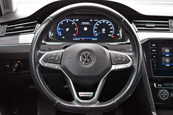 Volkswagen Passat 2.0 TDI DSG 4Motion 140 kW image number 17