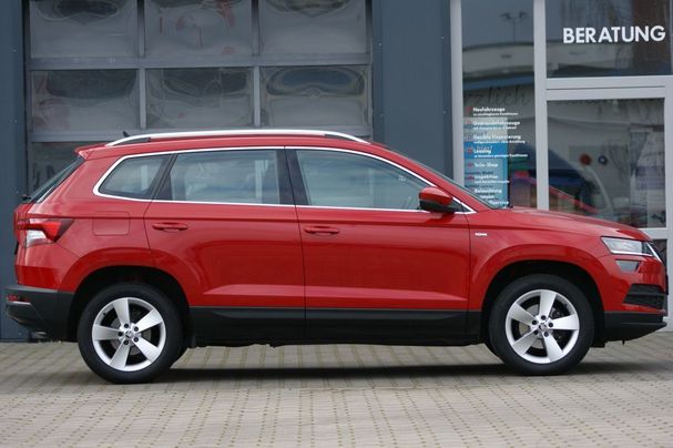 Skoda Karoq 1.6 TDI SCR DSG Soleil 85 kW image number 8