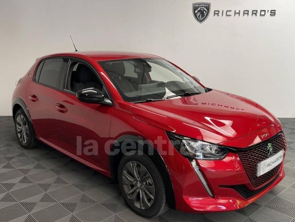 Peugeot 208 136 Allure 100 kW image number 2