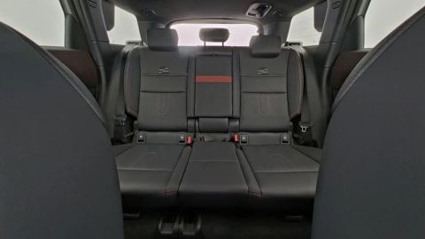 Car image 26