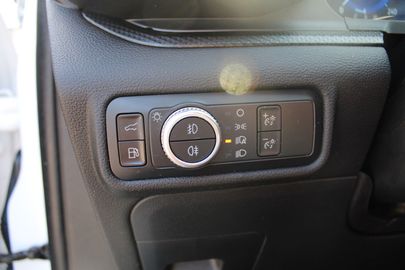 Car image 47