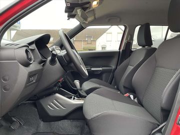 Car image 14