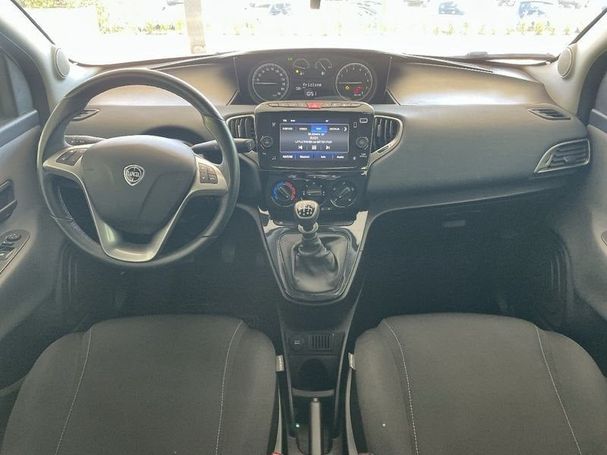 Lancia Ypsilon 51 kW image number 8