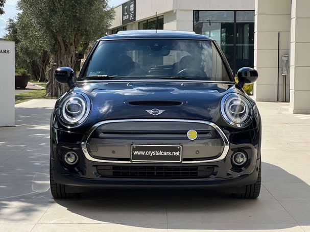 Mini Cooper SE M 135 kW image number 3