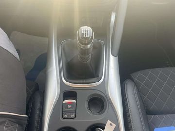 Car image 26