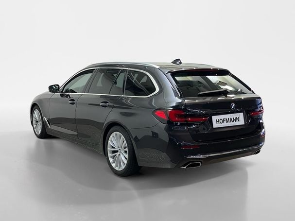 BMW 530d Touring Luxury Line xDrive 210 kW image number 4