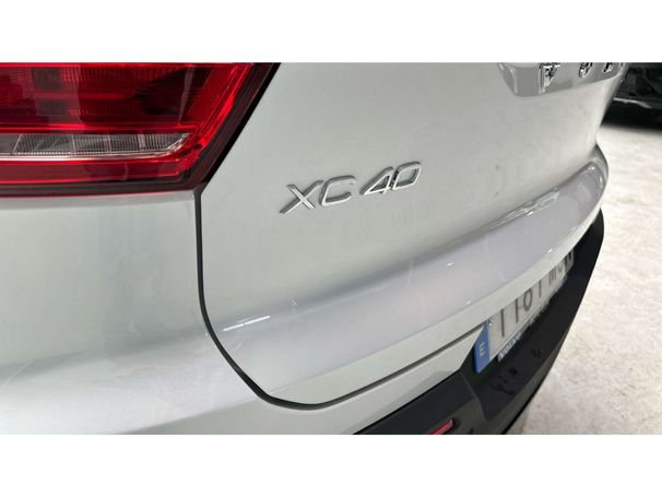 Volvo XC40 Recharge T4 Plus Dark 155 kW image number 40