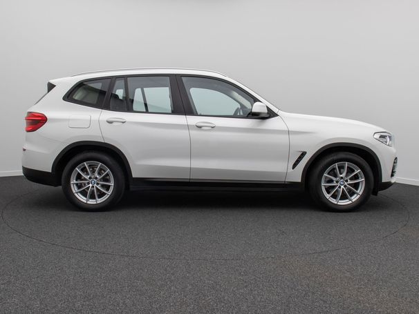 BMW X3 xDrive 140 kW image number 4