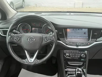 Car image 48