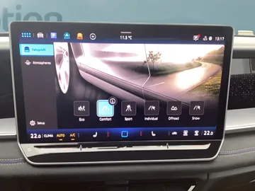 Car image 28