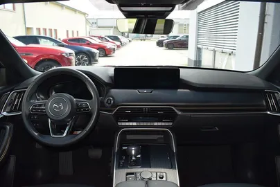 Car image 28