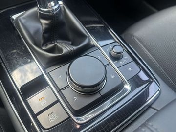 Car image 28