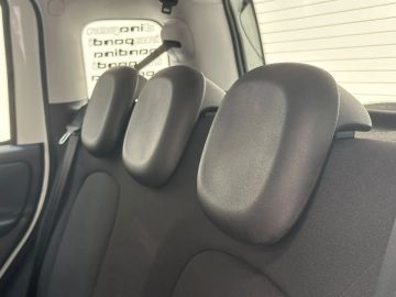 Car image 31