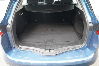 Car image 35