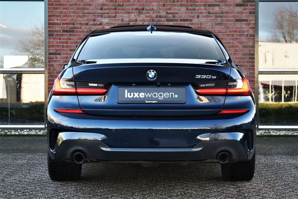 BMW 330 e M Sport 215 kW image number 8