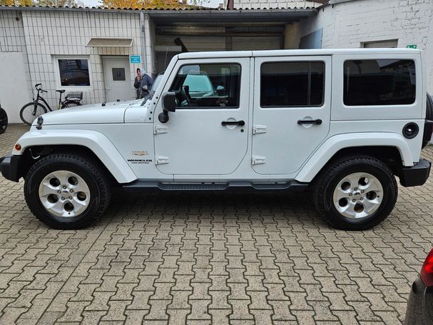 Jeep Wrangler Unlimited Sahara 147 kW image number 3