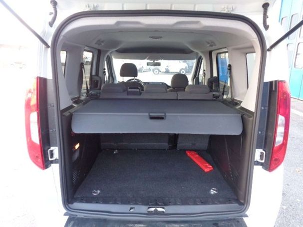 Fiat Doblo 1.6 Trekking 88 kW image number 17