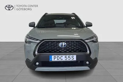 Car image 2