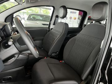 Car image 12