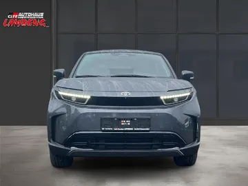 Car image 2