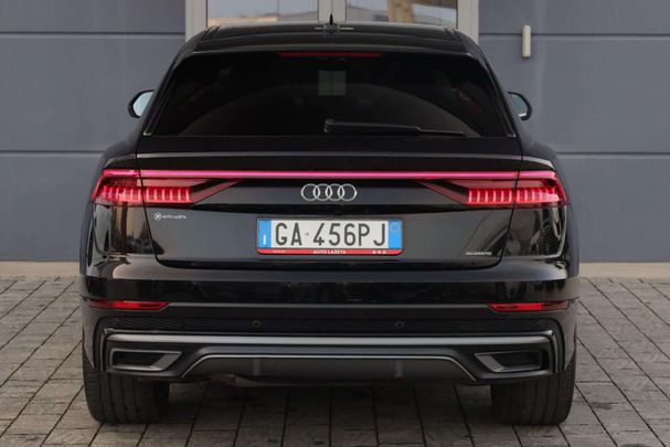 Audi Q8 50 TDI quattro Tiptronic S-line Sport 210 kW image number 24