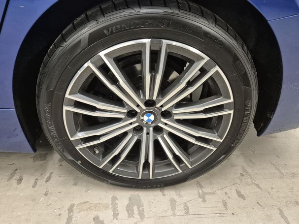 BMW 320d Touring xDrive 140 kW image number 6