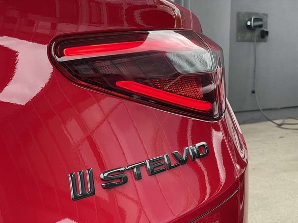 Alfa Romeo Stelvio 2.0 16V 206 kW image number 18