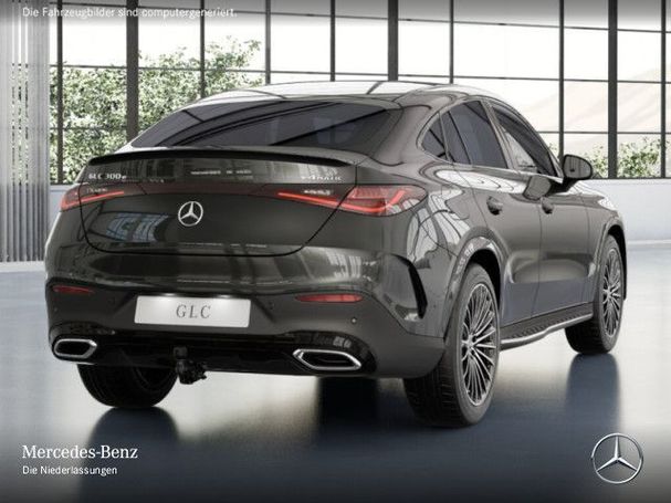 Mercedes-Benz GLC 300 e AMG 230 kW image number 3