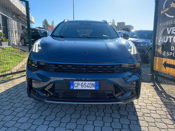 Lynk & Co 01 PHEV 192 kW image number 3