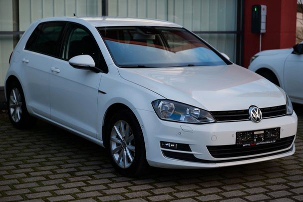 Volkswagen Golf 2.0 TDI DSG 110 kW image number 3