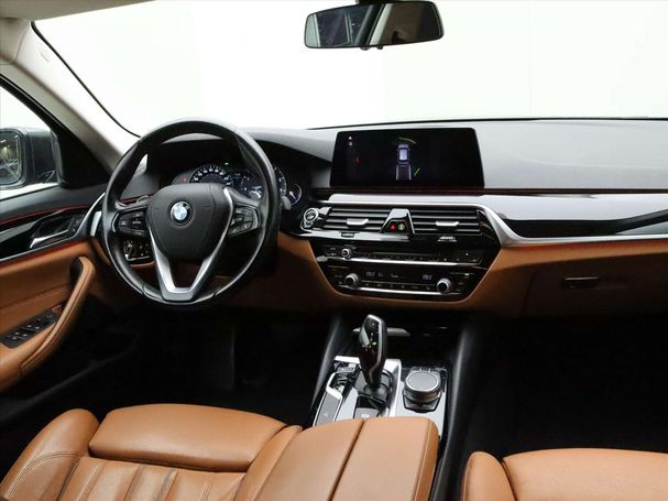 BMW 520i Touring 120 kW image number 5