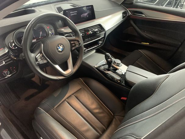 BMW 525d Luxury Line 170 kW image number 15