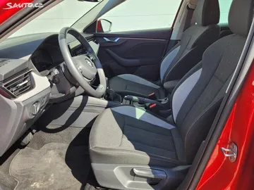 Car image 28