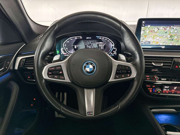 BMW 530 e 215 kW image number 13