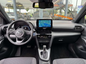 Car image 26