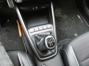 Car image 31