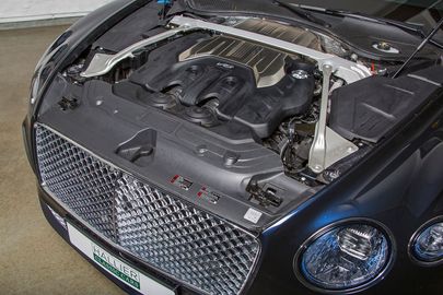 Car image 30