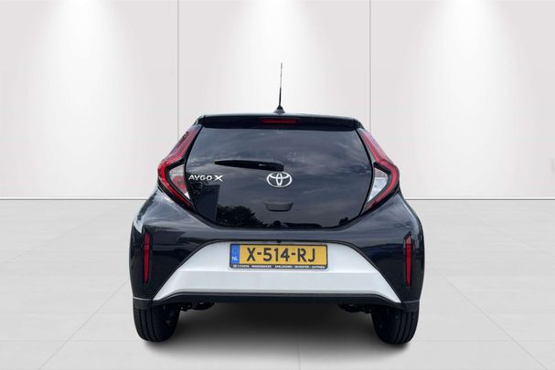 Toyota Aygo X 1.0 VVT-i 53 kW image number 6