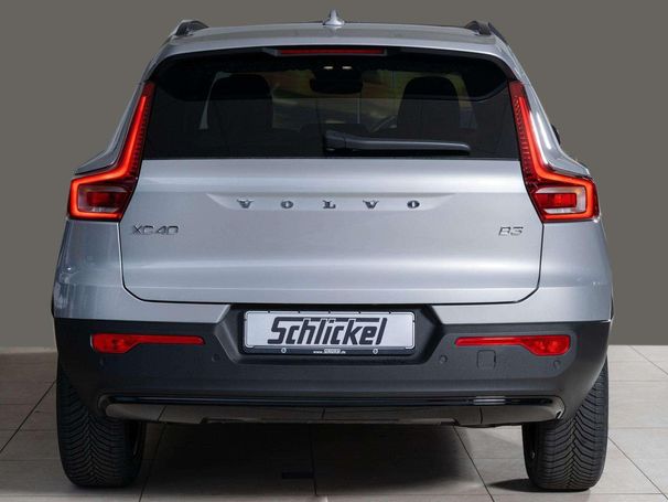 Volvo XC40 B3 Plus Dark 120 kW image number 5