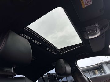 Car image 36