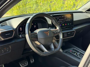 Car image 48