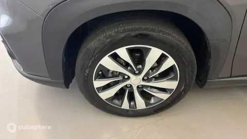 Car image 20