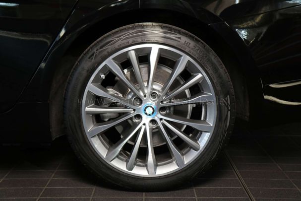 BMW 530 Touring 215 kW image number 23